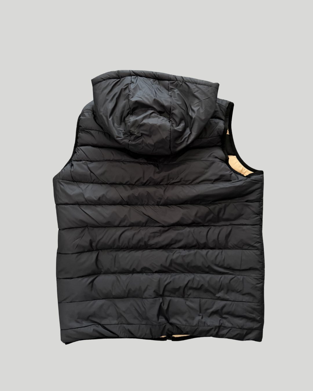 Aviktas Reversible Black Back