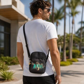 Aviktas Snake Shoulder Bag