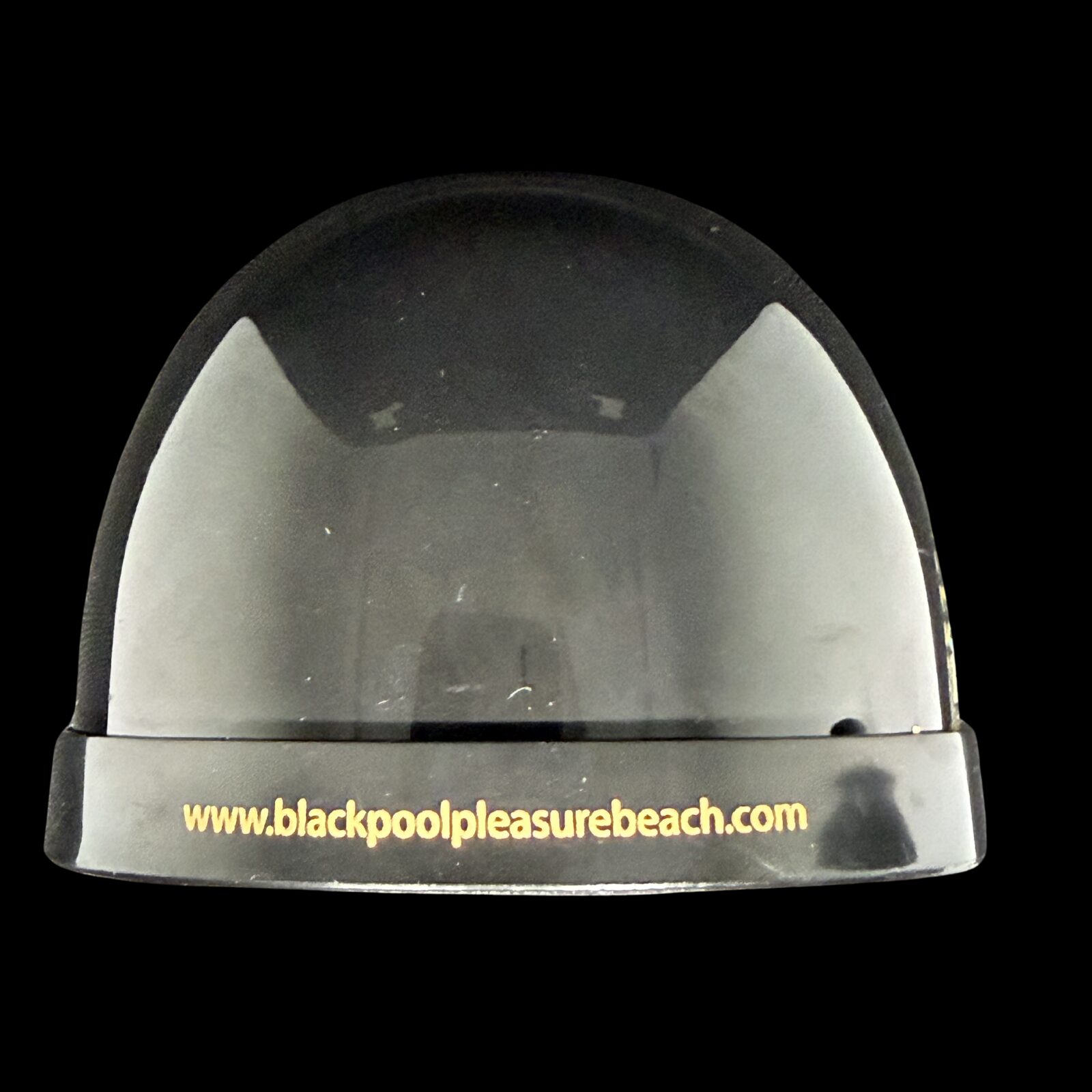 Aviktas 1 Snowglobe Back